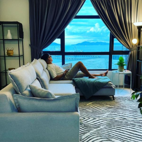 Jesselton Quay Suite by Backyard